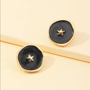 3/$30 💛 Star Enamel Stud Earrings